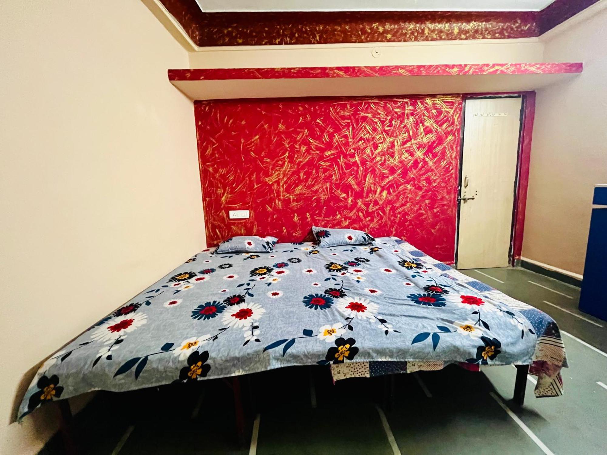 Rai Guest House Ujjain Exterior photo